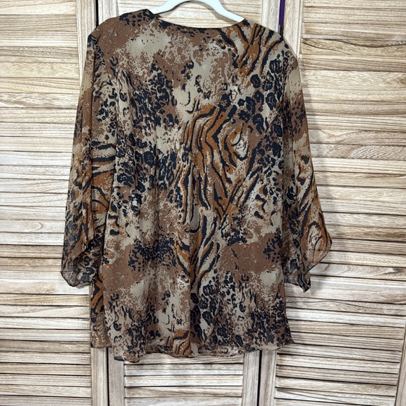 JMD Signature Women's Animal Exotic Print Top - Brown & Black Plus Size 2x - Picture 8 of 9